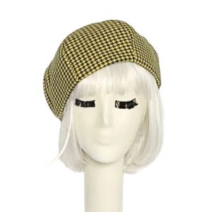 Houndstooth Beret with Patterned Finish