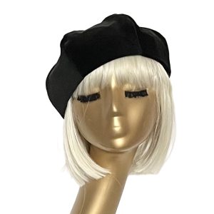 Black Velveteen Beret with Soft Velvet Finish